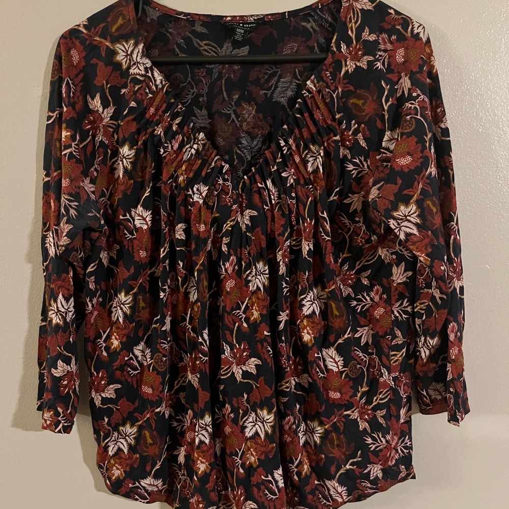 Floral Print Women's Top -‎ Black and Red